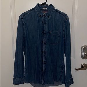 Tommy Hilfiger denim dress shirt